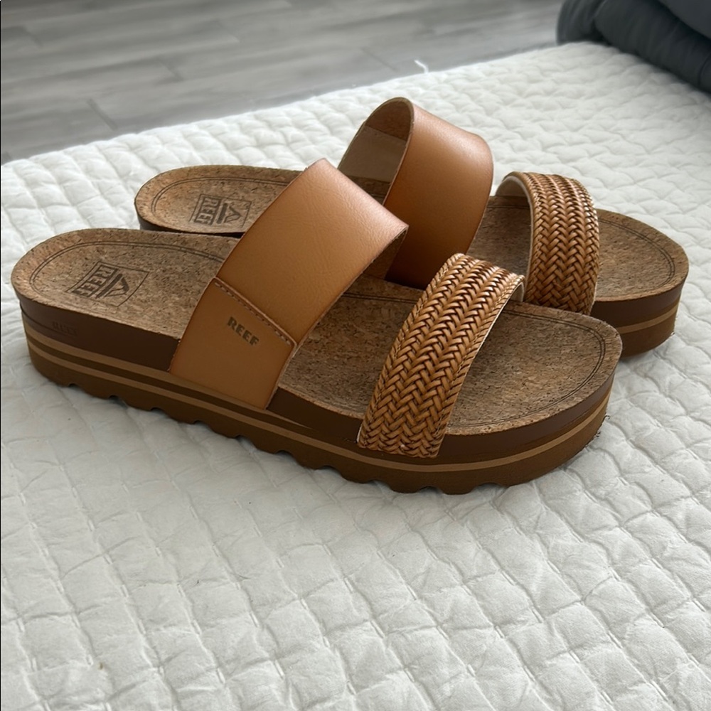 Reef Cushion Vista Hi in Natural Braid